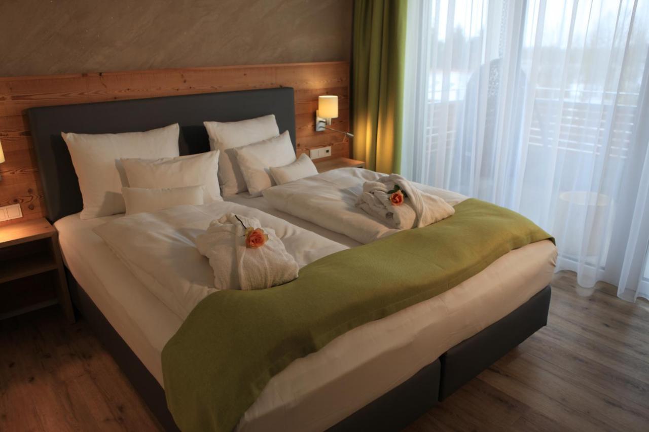 Bachhof Resort Hotel Kirchroth المظهر الخارجي الصورة