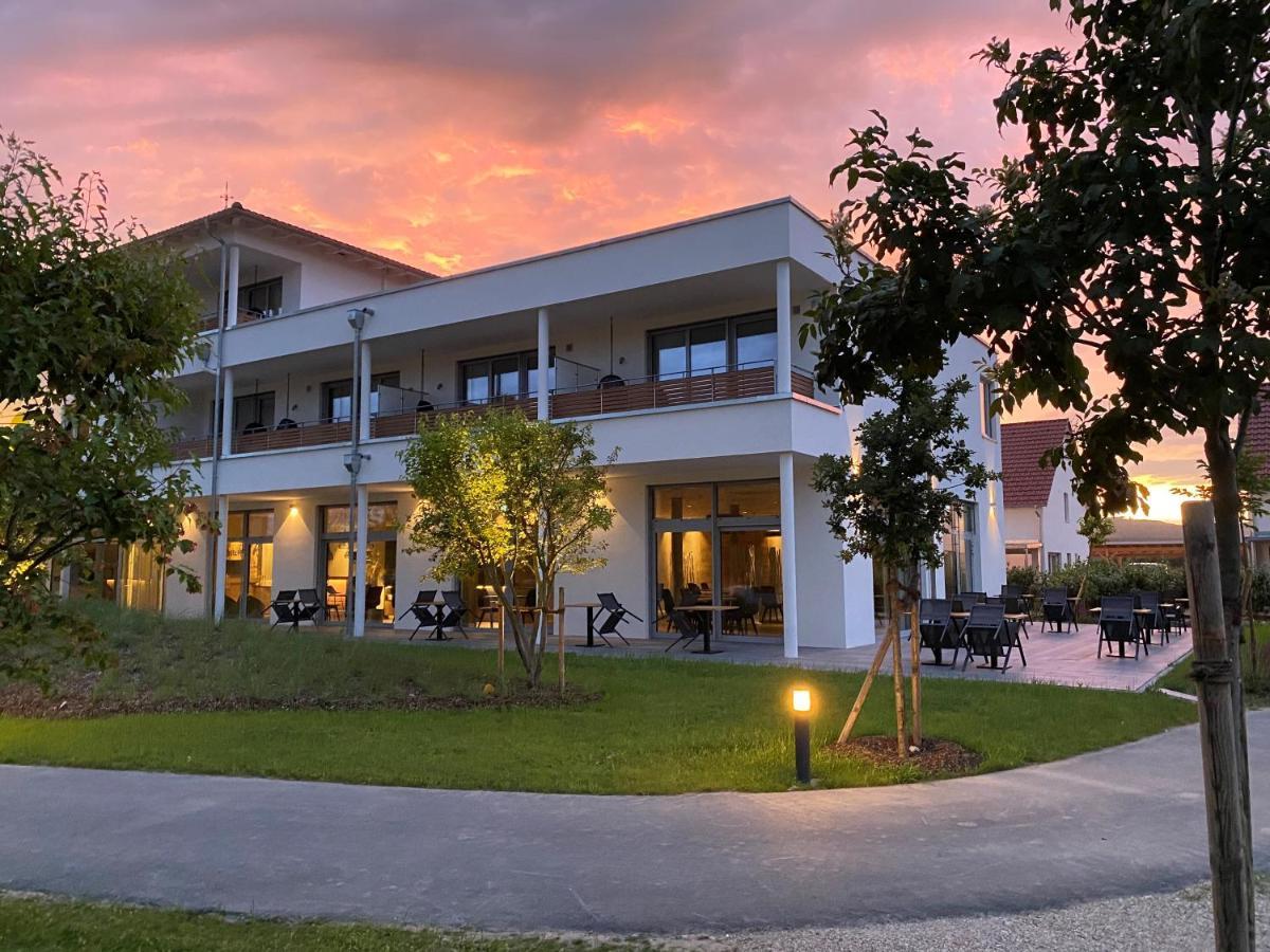 Bachhof Resort Hotel Kirchroth المظهر الخارجي الصورة